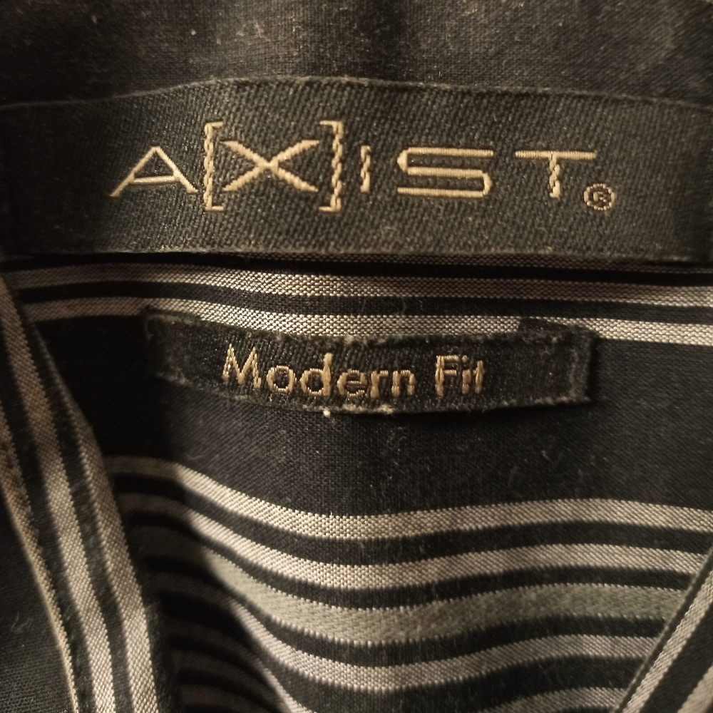 AXIST - Picture 3 of 4